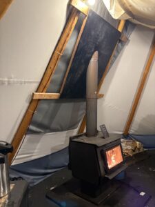 オーロラビレッジのティーピーの暖炉
