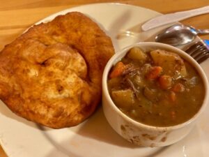 オーロラビレッジ ダイニングホールのシチュー