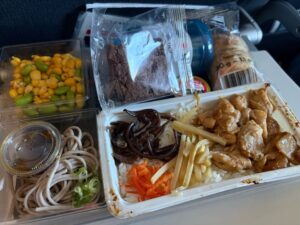 カナダエアの機内食_帰り1